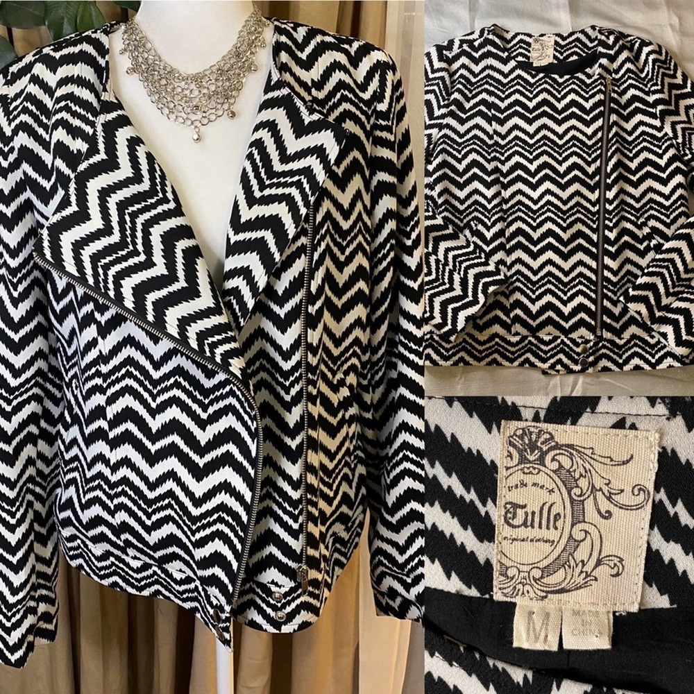 Tulle black & white printed jacket size M